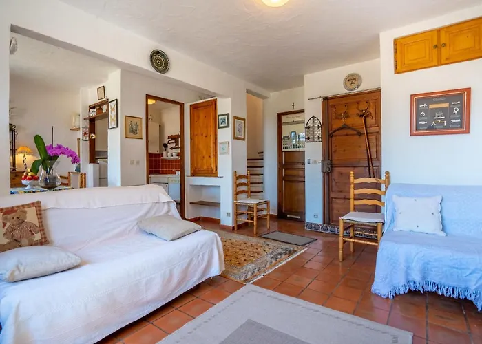 Domaine Des Restanques By Interhome *